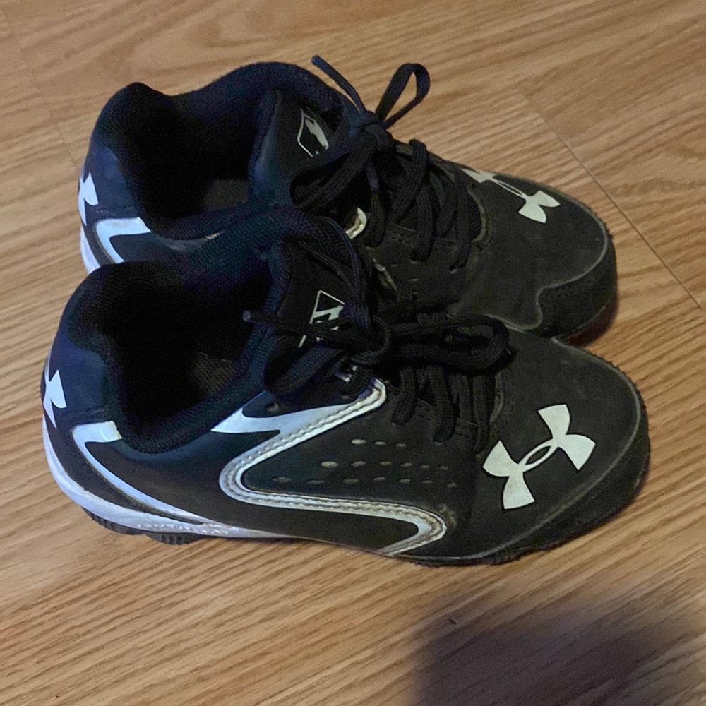 Boys 11 kids tball cleats